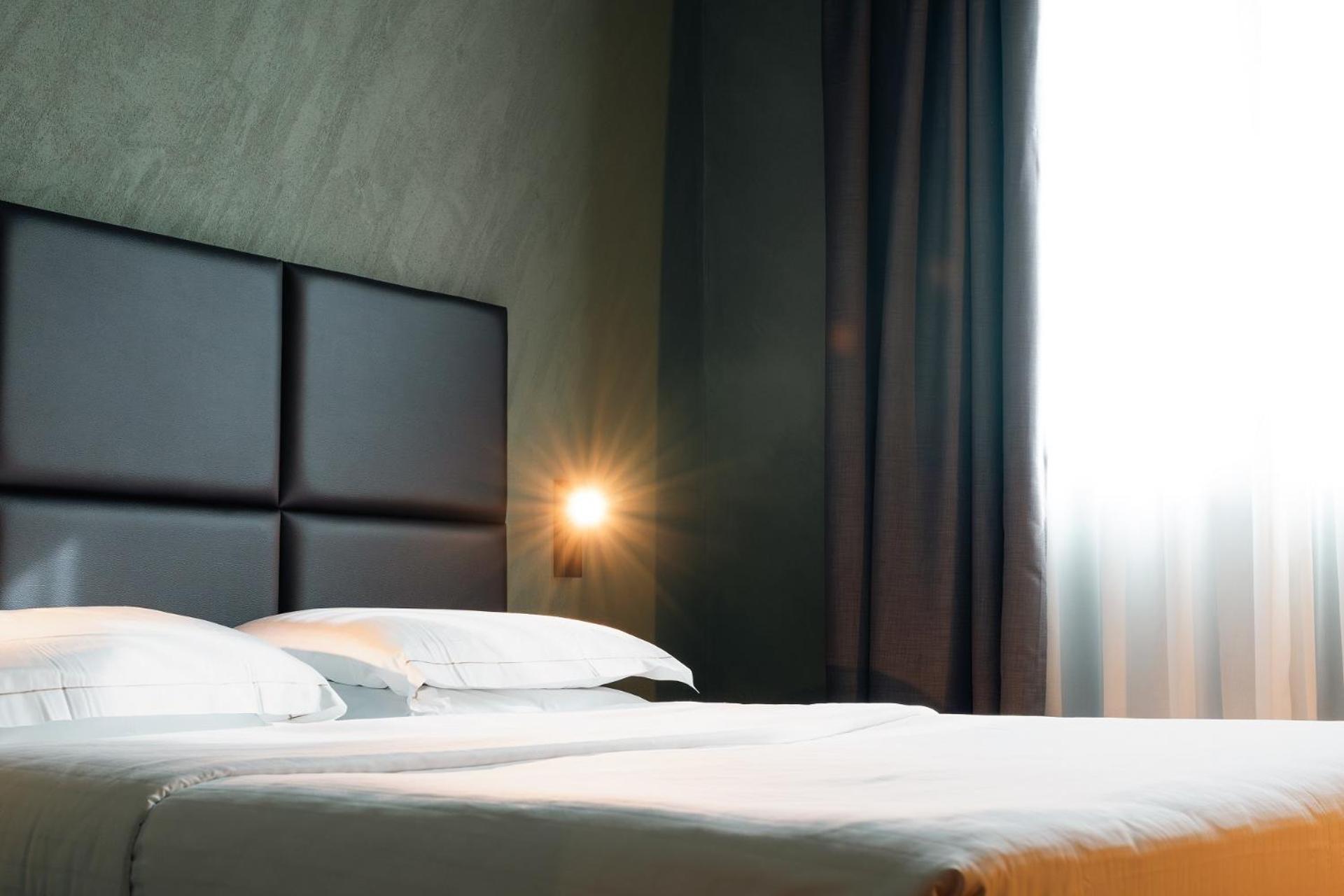 Point Hotel 4*