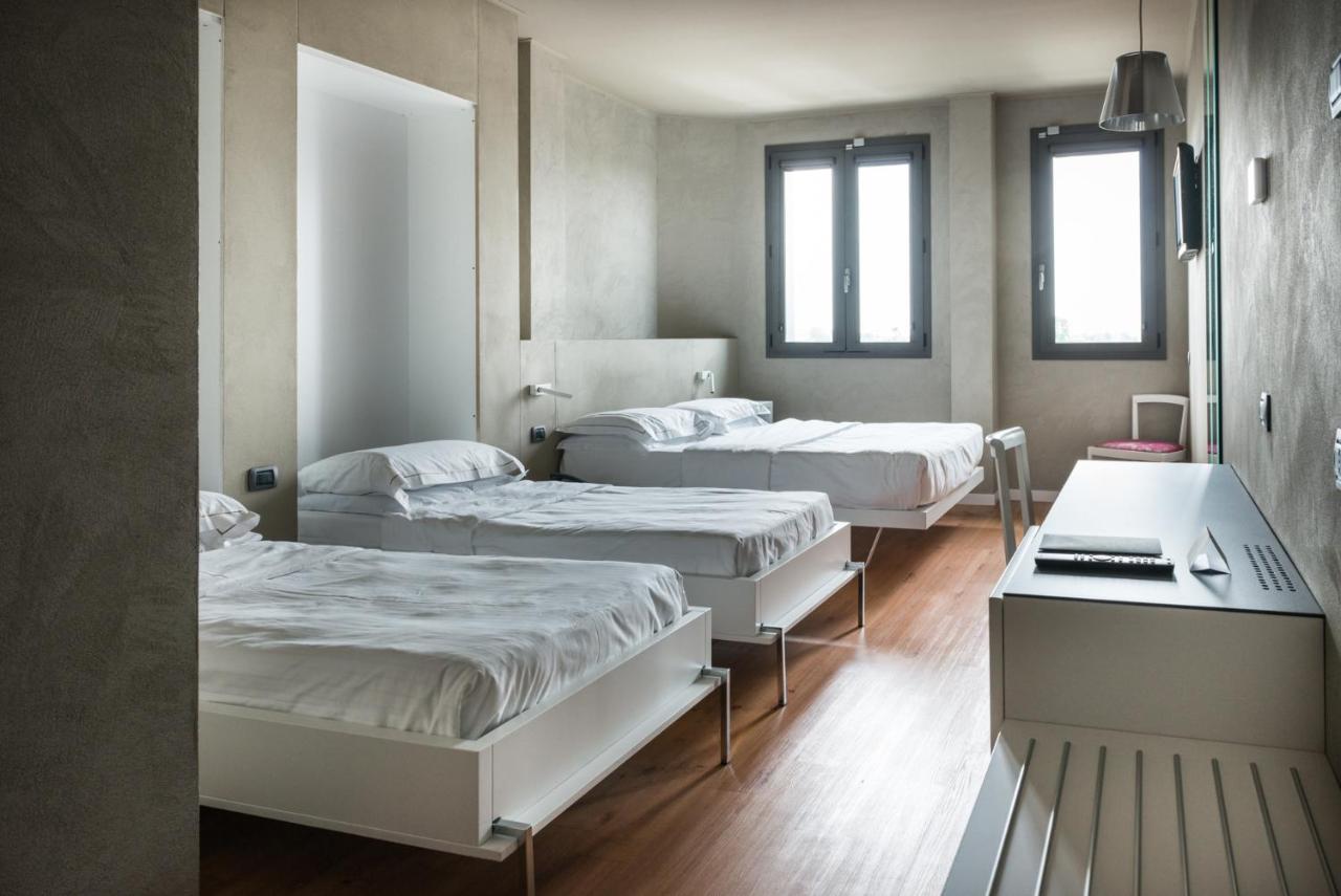 Point Hotel 4*
